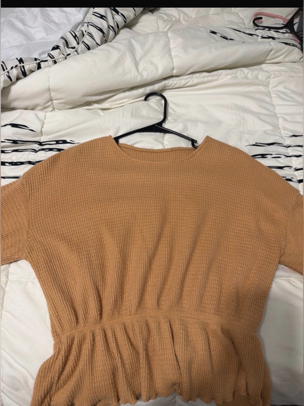 Forever 21 Women’s Sweater & Top Bundle – 3 Pieces